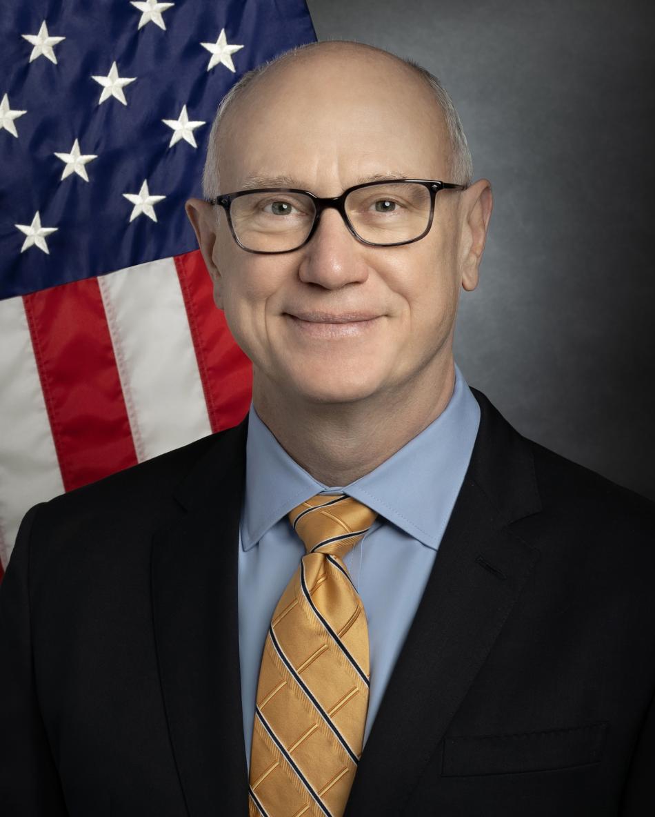douglas weaver profile pic